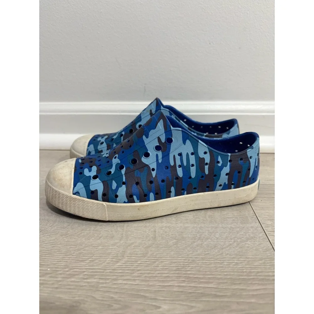 Native Jefferson Kids Blue Camo Slip On Water Shoes Sneakers J1 Boys Girls